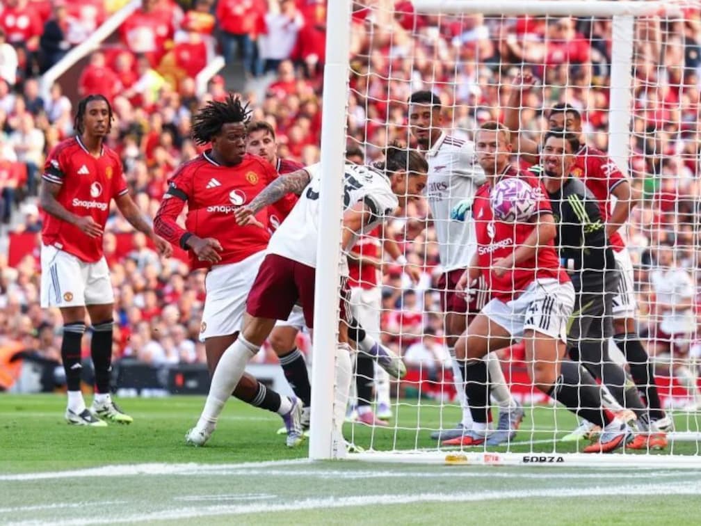 ไฮไลท์พรีเมียร์ลีก แมนยูพ่ายอาร์เซนอล 0-1 เปิดหัวสวย